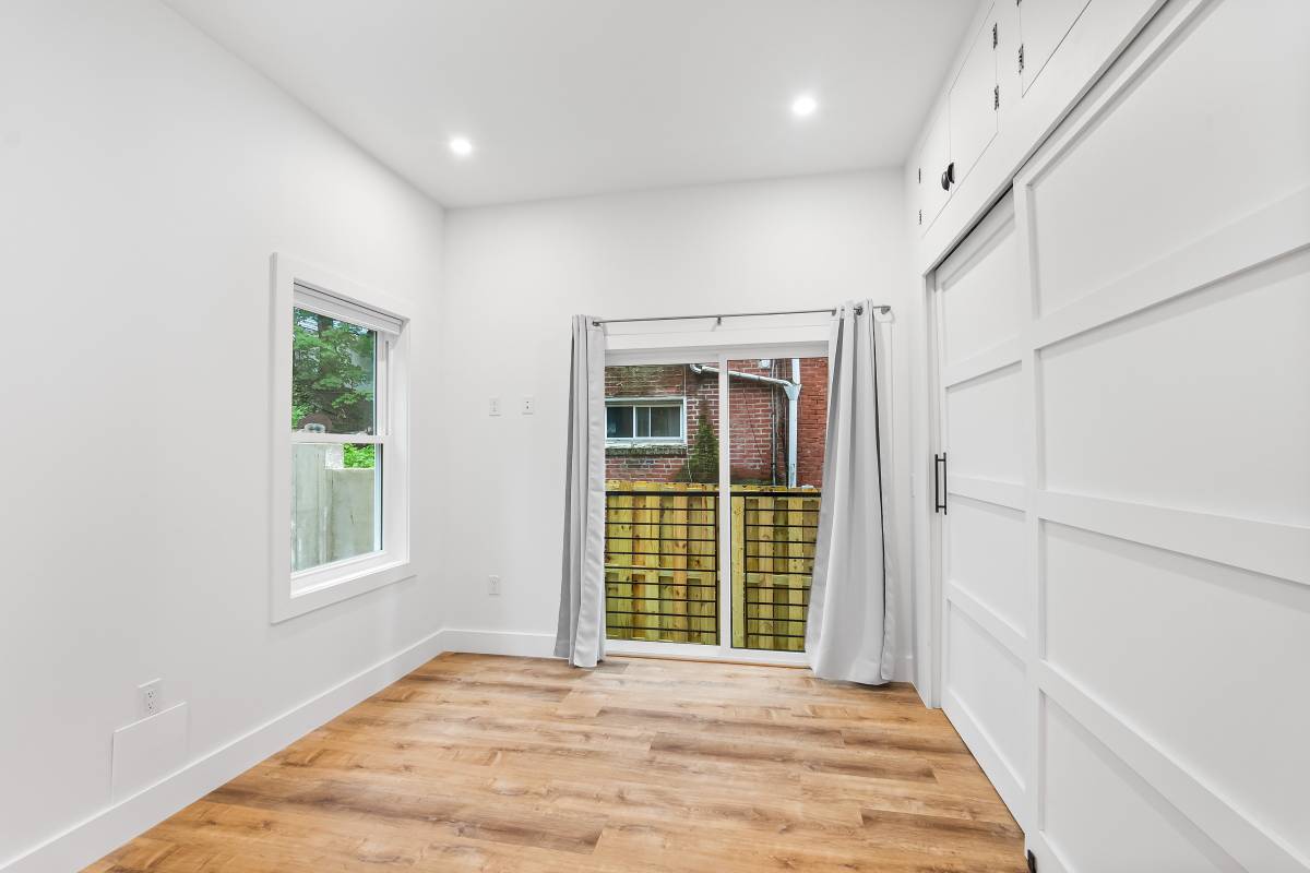 440 West Queen Lane - 1